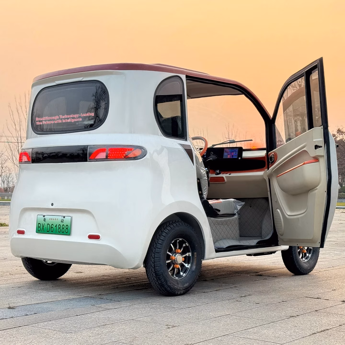 Four-wheel Electric Vehicle 2026 New Model Household Women's Mini Small Adult Fully Enclosed Cold Warm Air-conditioned Scooter - Image 2