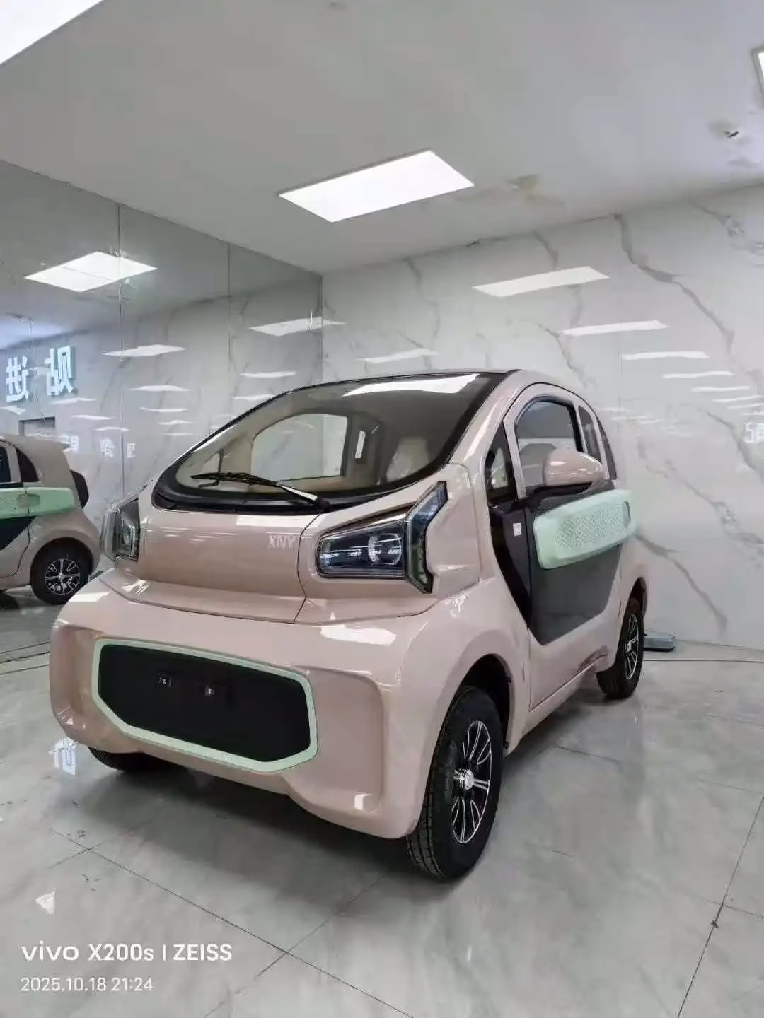 New Arrival 4 Wheel Electric Mini Car Low Speed Electric Vehicle for Family Shopping and Daily Travel - Image 6